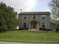 2nd image of 1205 Holiday Dr