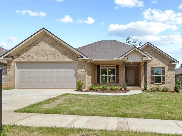 5025 Summerfield Dr E, Tuscaloosa, AL 35404