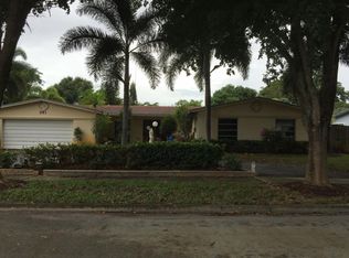 361 Clancey Cir, Pompano Beach, FL 33068