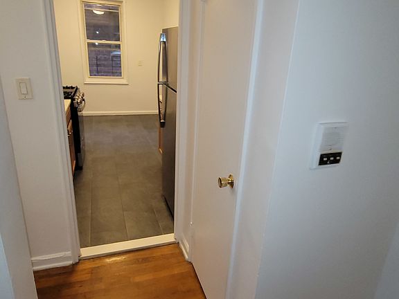5th image of 14235 84th Dr APT 3D