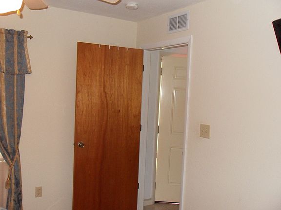 5th image of 1273 Candleberry St
