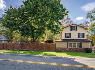 569 Route 211 W, Middletown, NY 10940