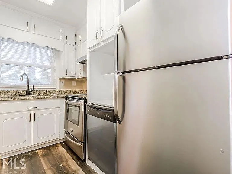 537 Reba Rd — Photo 10
