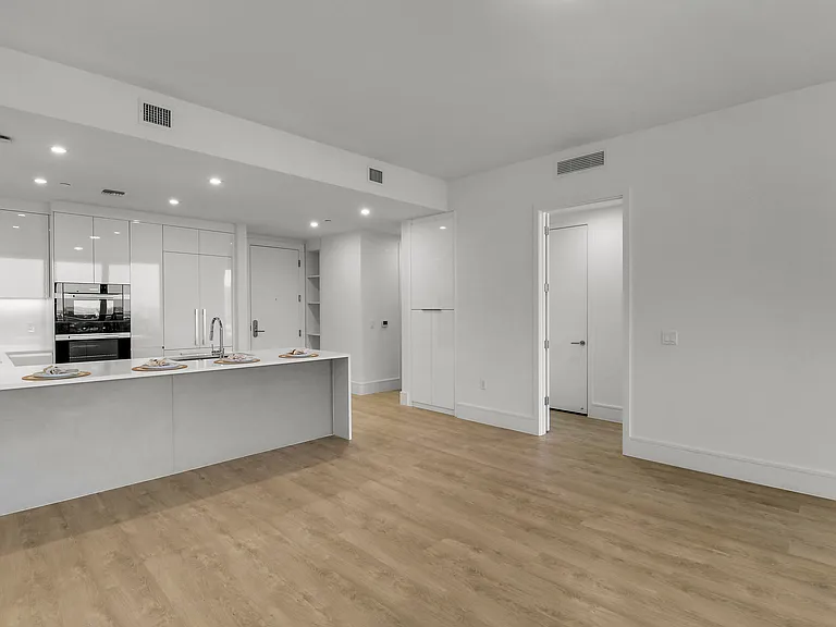 220 Lake Shore Dr #815 — Photo 8