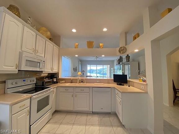 4th image of 12766 Devonshire Lakes CIR