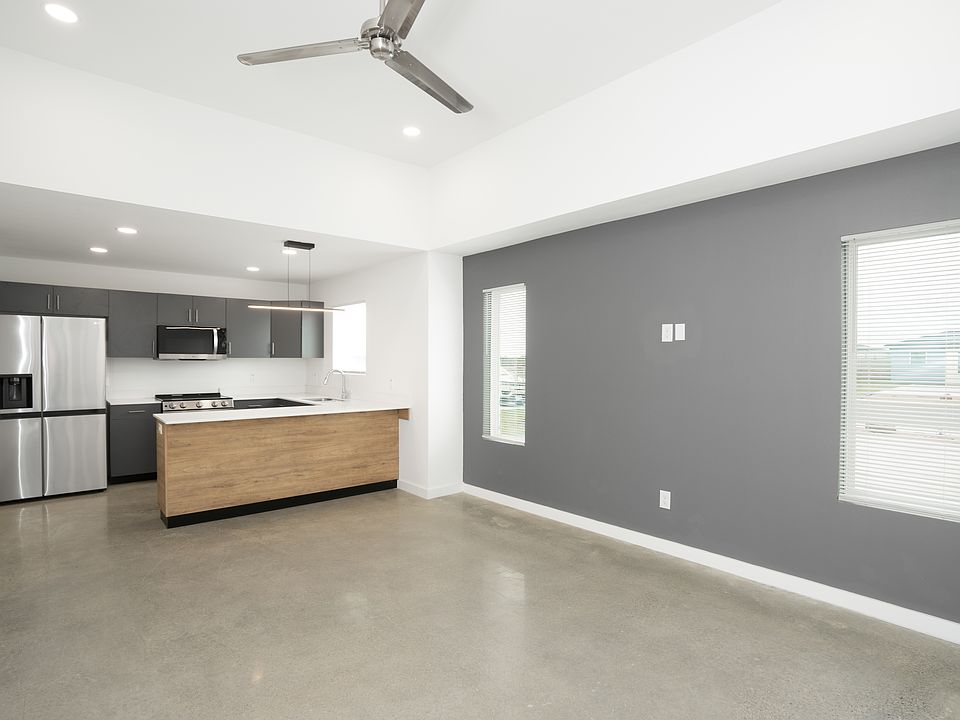 2nd image of 4101 Jaxson Ln #C