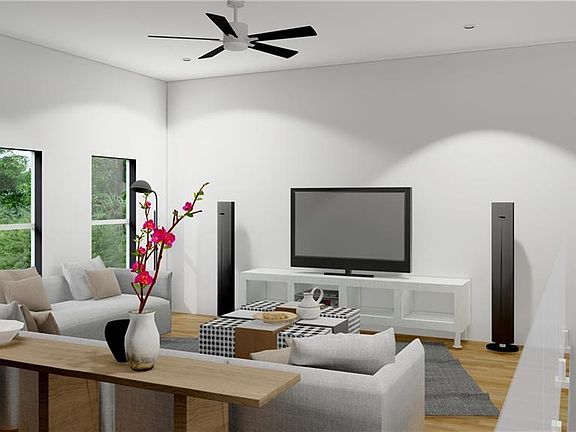 4th image of 807 Santa Lucia Dr