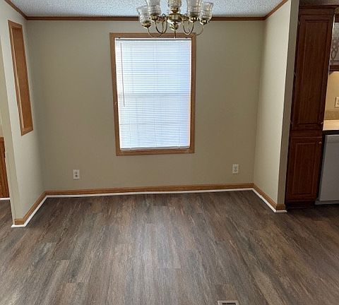 5th image of 4724 Benttree Dr