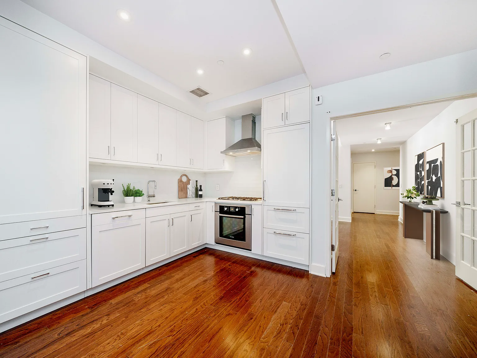 1182 Broadway — Photo 3