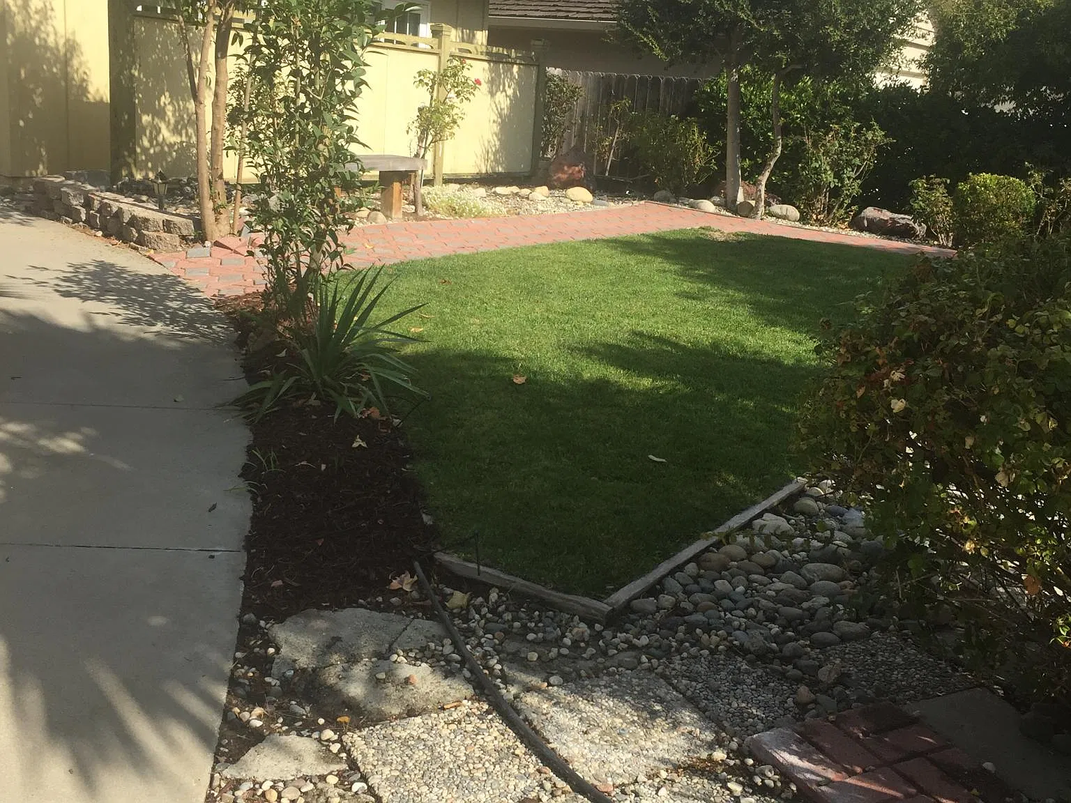 3 bed, $4,650 — Photo 2
