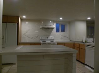 1304 N Emerson St APT 6, Portland, OR 97217