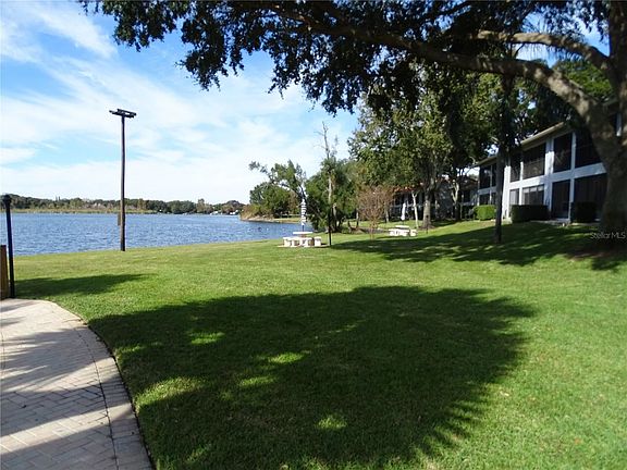 2nd image of 2020 Lakeview Dr APT 104