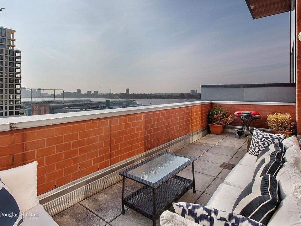 1st image of 555 W 23rd St APT S14g