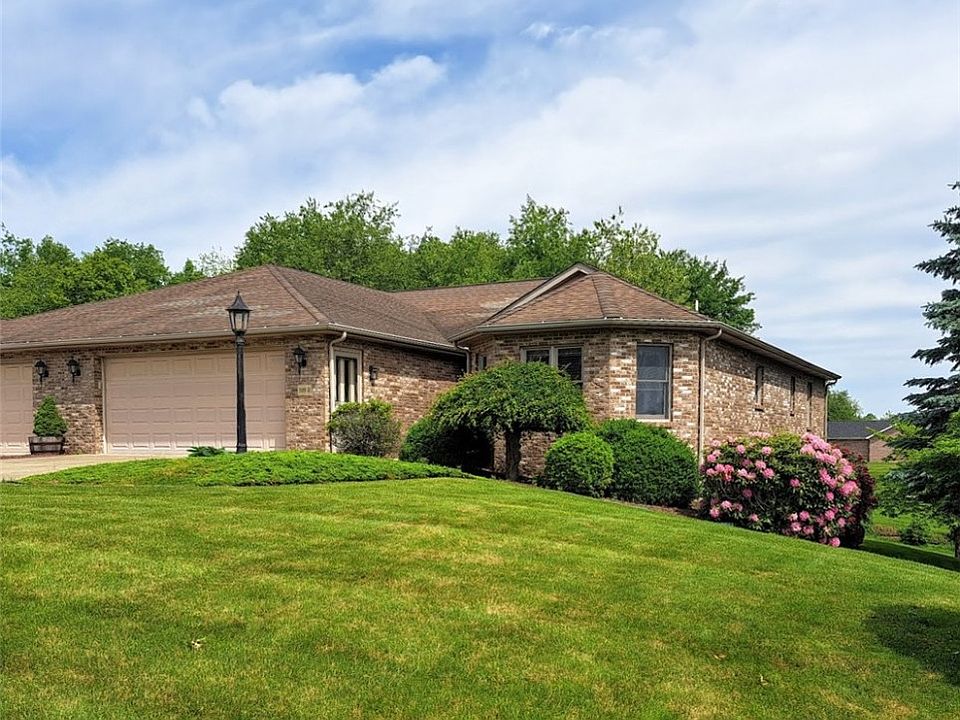 1st image of 109B Blossom Dr