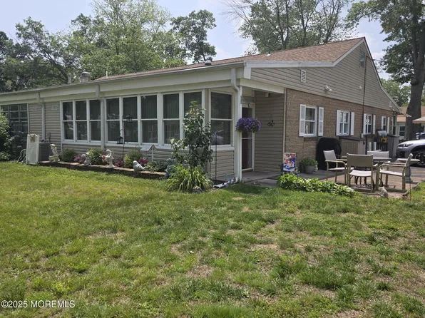 18 Cedar Street #C, Toms River, NJ 08755