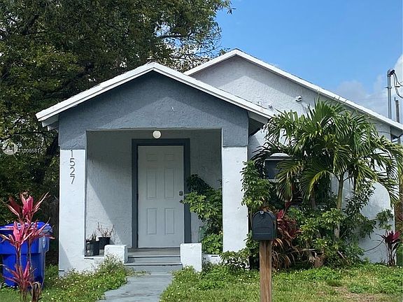 3rd image of 1527 NW 63rd St