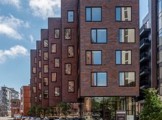 21-35 W 2nd St #411, Boston, MA 02127