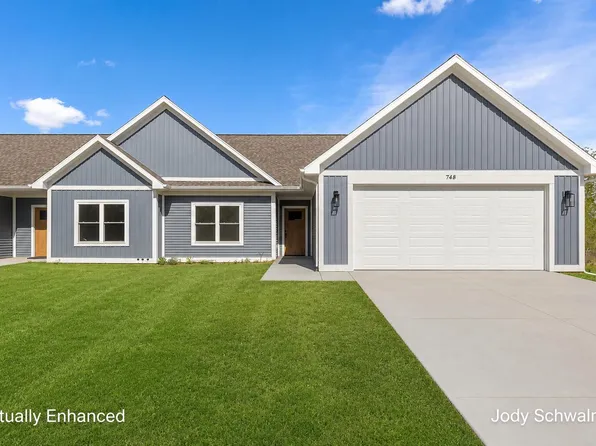 748 Noble Dr, Belding, MI 48809