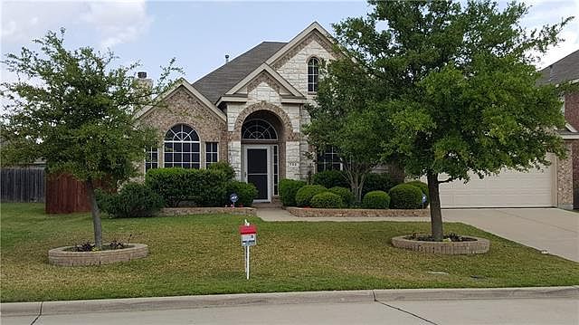 1st image of 702 Dickerson Ln