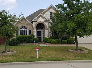 702 Dickerson Ln, Mansfield, TX