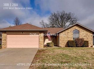 2295 W Deerfield St, Springfield, MO 65807