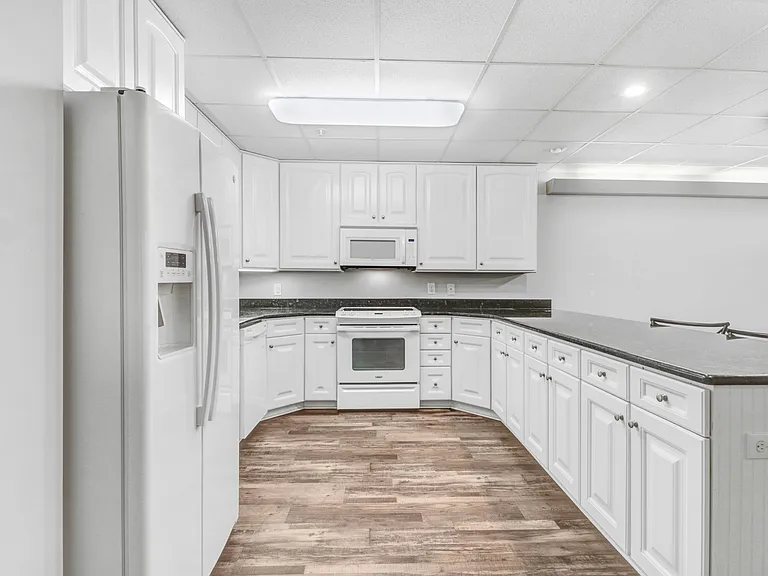 118 W Mulberry St #C — Photo 5