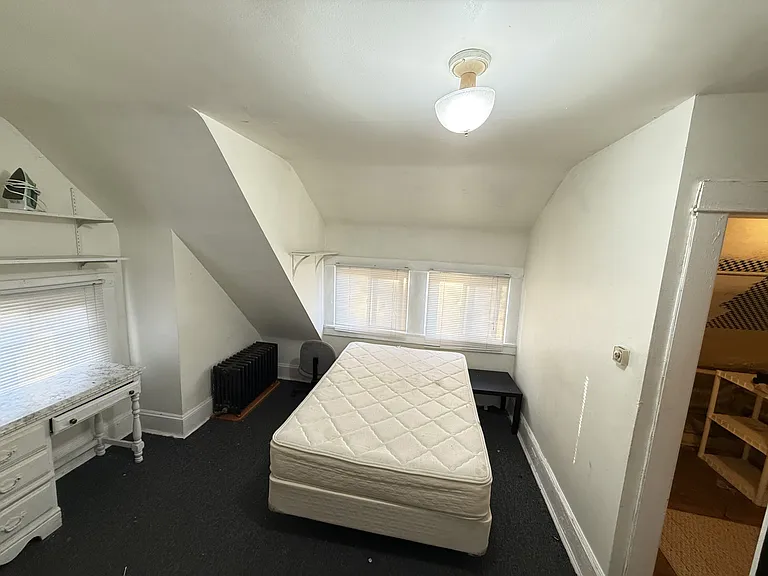 313 Wait Ave — Photo 6