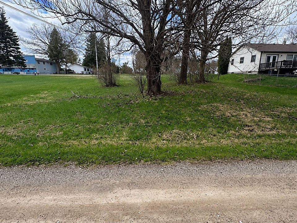2nd image of 0 Cedar St