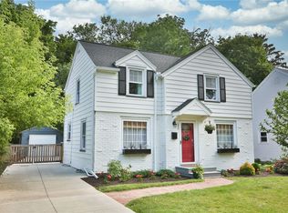 32 Meredith Ave, Rochester, NY 14618