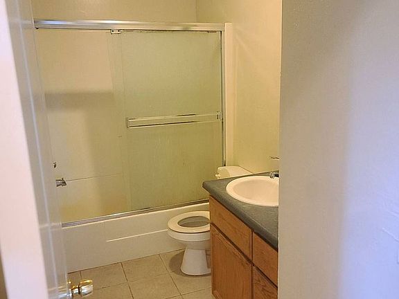 5th image of 1143 W 1st St #7031428