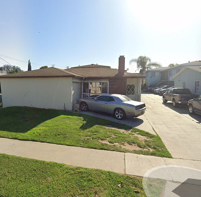 1st image of 10212 Doty Ave #4