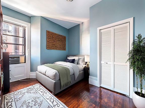 4th image of 615 W 113th St APT 75