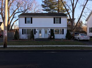 17 Armstrong St, West Springfield, MA 01089