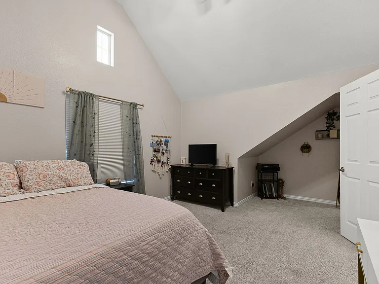 1001 Krenek Tap Rd #3004 — Photo 12