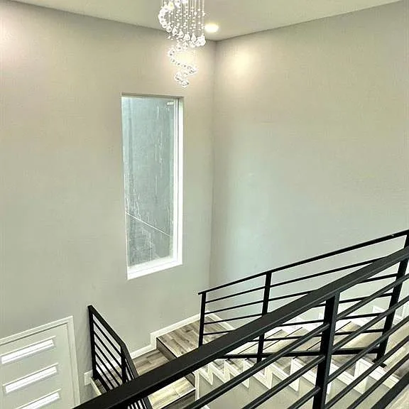 5402 N Crown Point — Photo 12