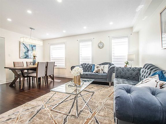 3rd image of 134 Muirland Cres N