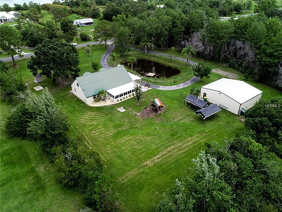 3rd image of 4400 Cypress Dr
