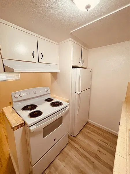 2 bed, 1.0 bath, 720 sqft, $1,095 — Photo 4