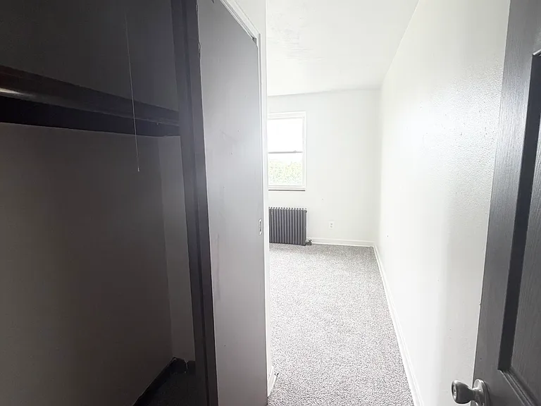 1696 Skyline Dr #14 — Photo 11