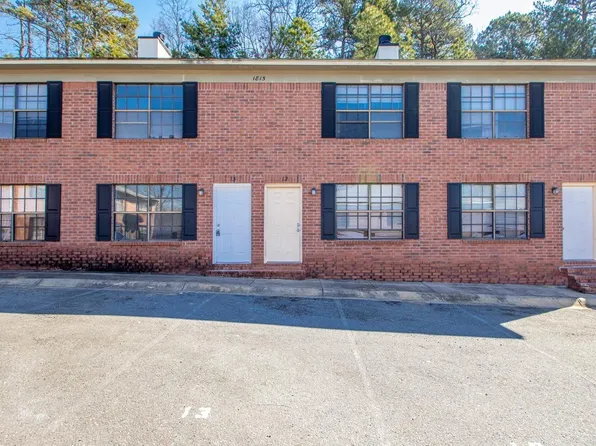 1815 Reservoir Rd, Little Rock, AR 72227