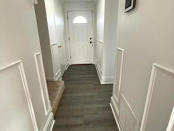 2nd image of 4739 Hedrick Ln