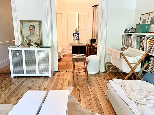 Rented by Garfield Realty  | media 21