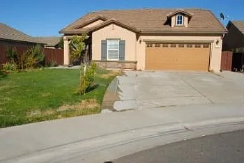 18 Garden Flower Ct photo 1