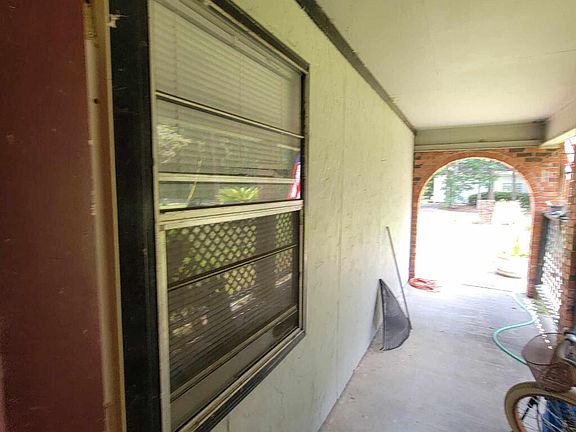 3rd image of 8609 Pine Cone Dr