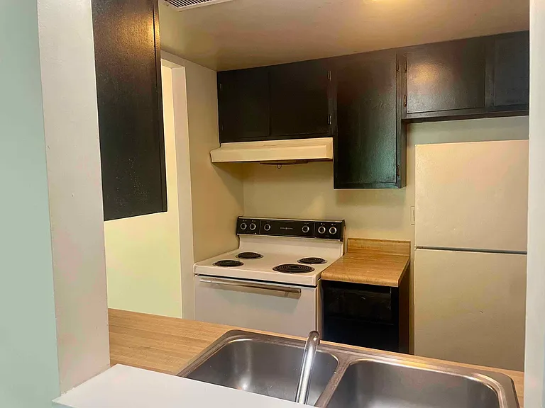 6255 Beechmont Ave #24 — Photo 10