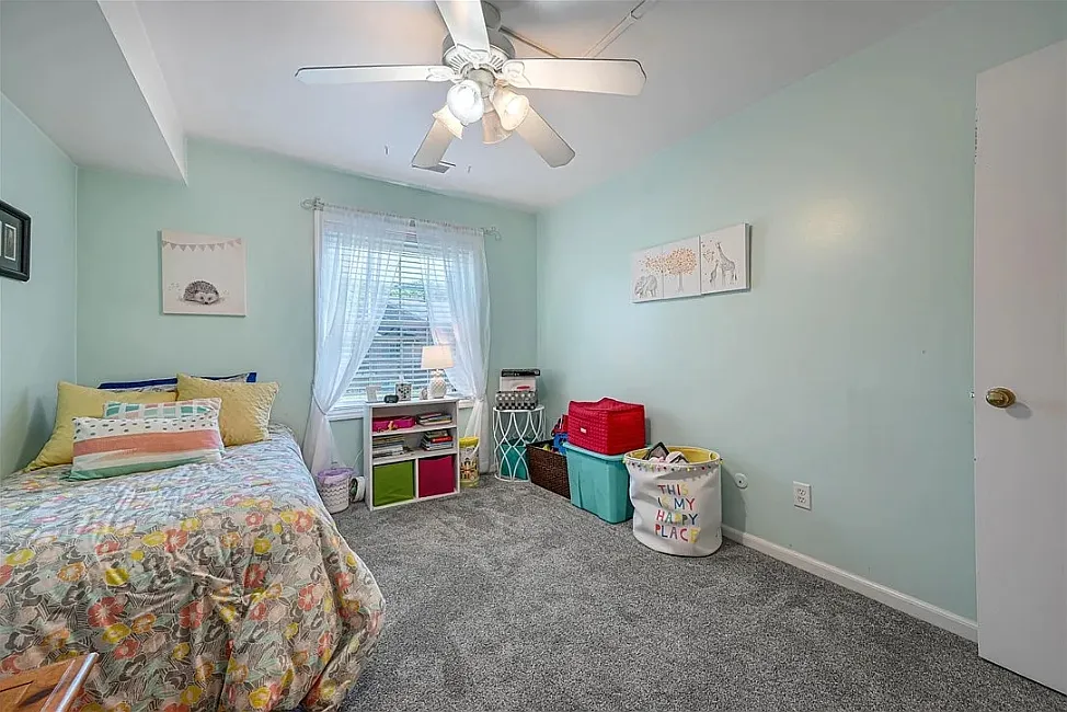 2 bed, 1200 sqft, $1,200 — Photo 1