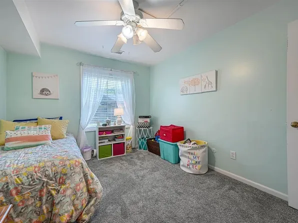 940 Margarite Dr APT K, Pittsburgh, PA 15216