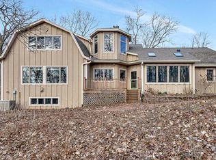 W8459 Spring Valley Dr, Glenbeulah, WI 53023