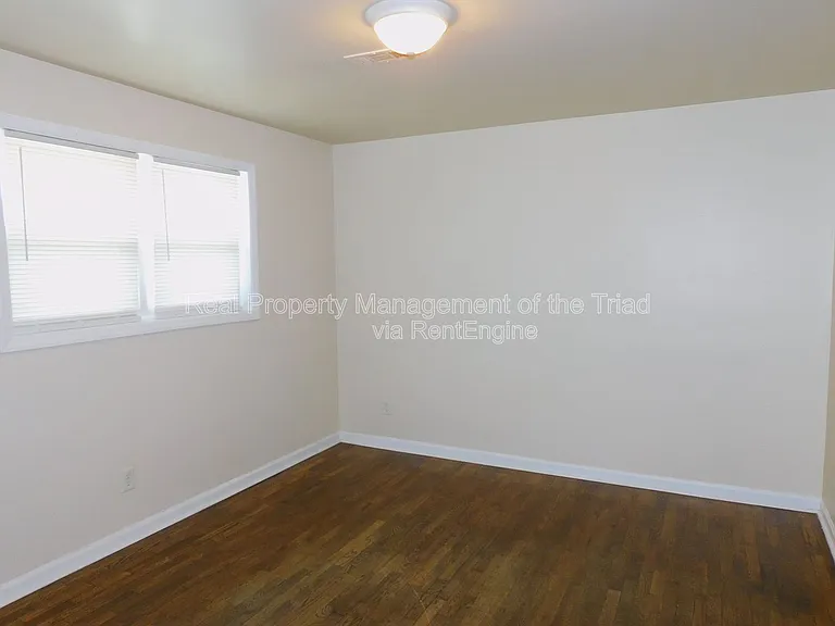 2118 Everitt St #D — Photo 14