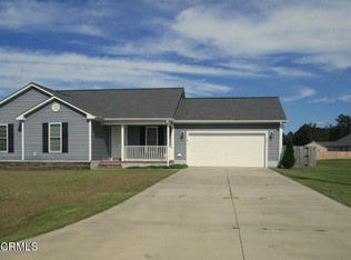 302 Murphy Dr, Jacksonville, NC 28540